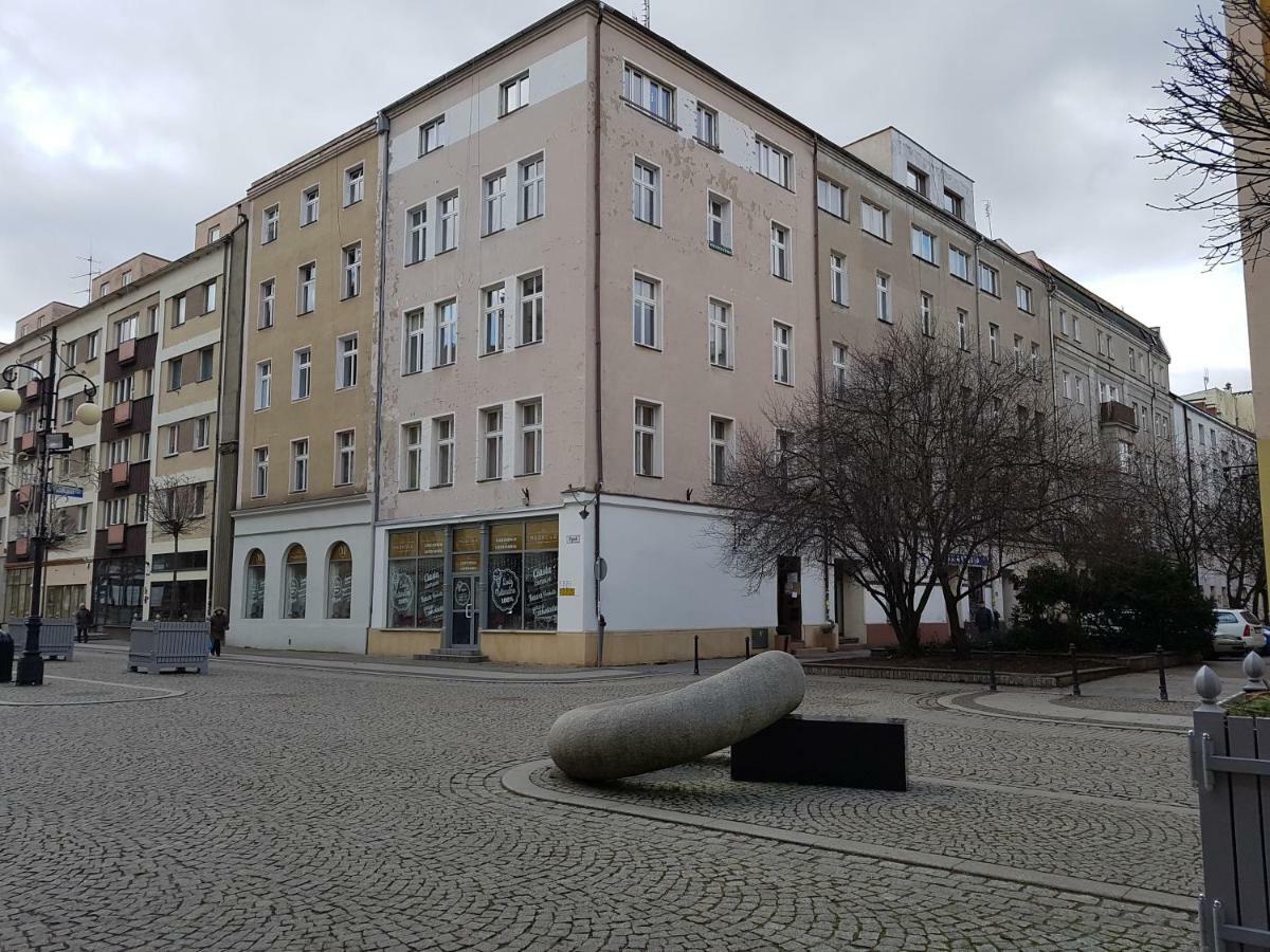 Kaja Apartamenty Legnica Exterior foto